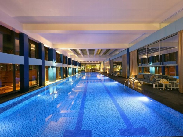 Makati Diamond Residences image 3